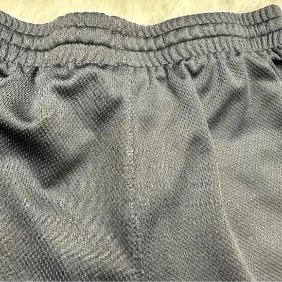 Athletic Works  Shorts Grey & White Drawstring Waist Size Extra Large - Picture 13 of 16